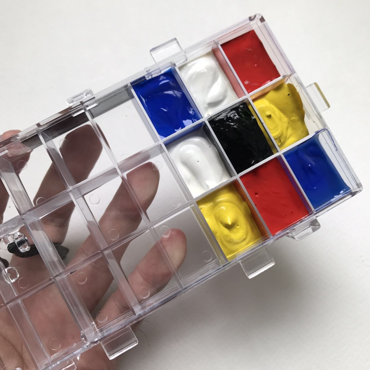 empty lipstick palette