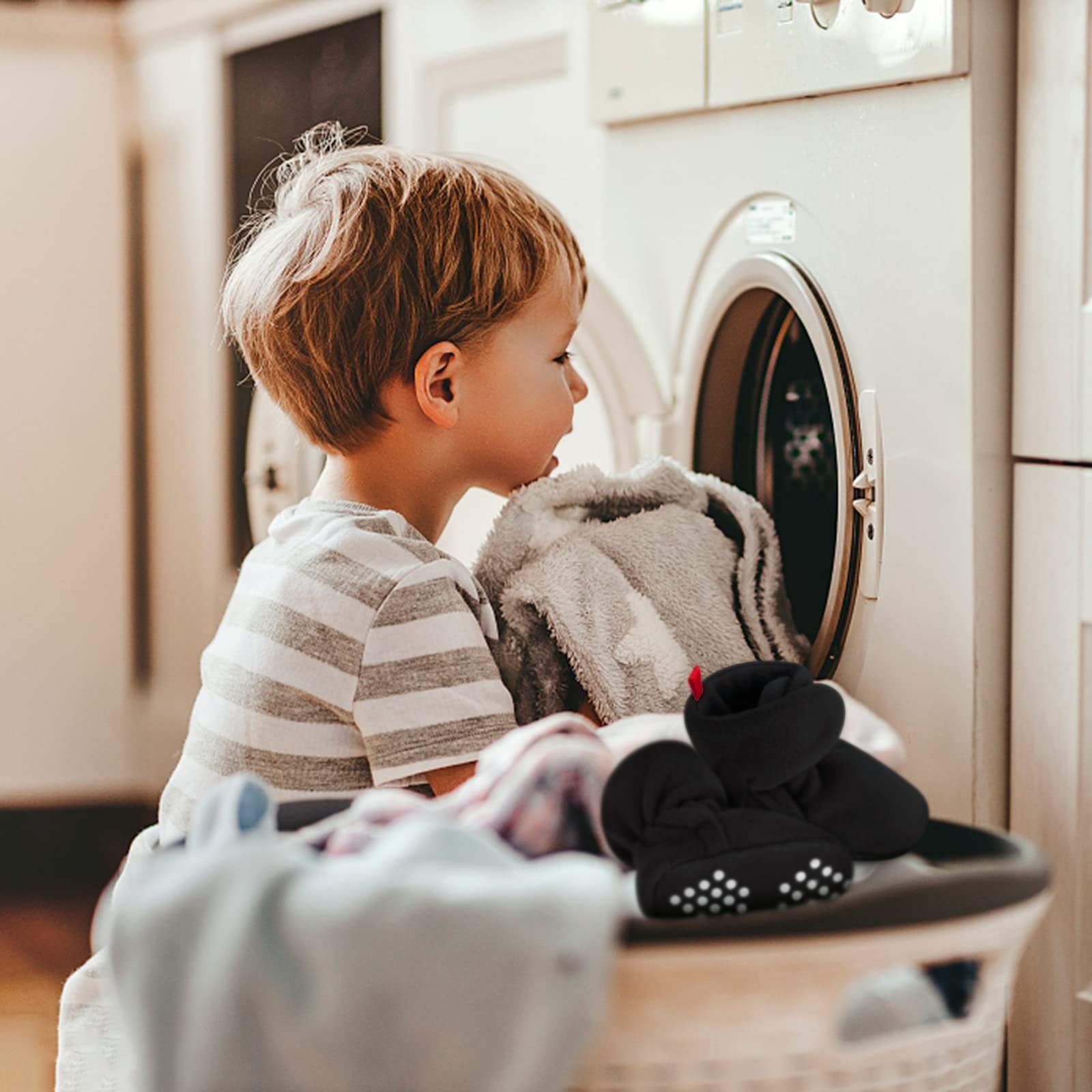 Baby Fleece Booties Newborn Unisex Booties Non-Slip Newborn Infant First Walkers Warm Shoes House Slippers for Baby Boys & Baby Girls Toddlers