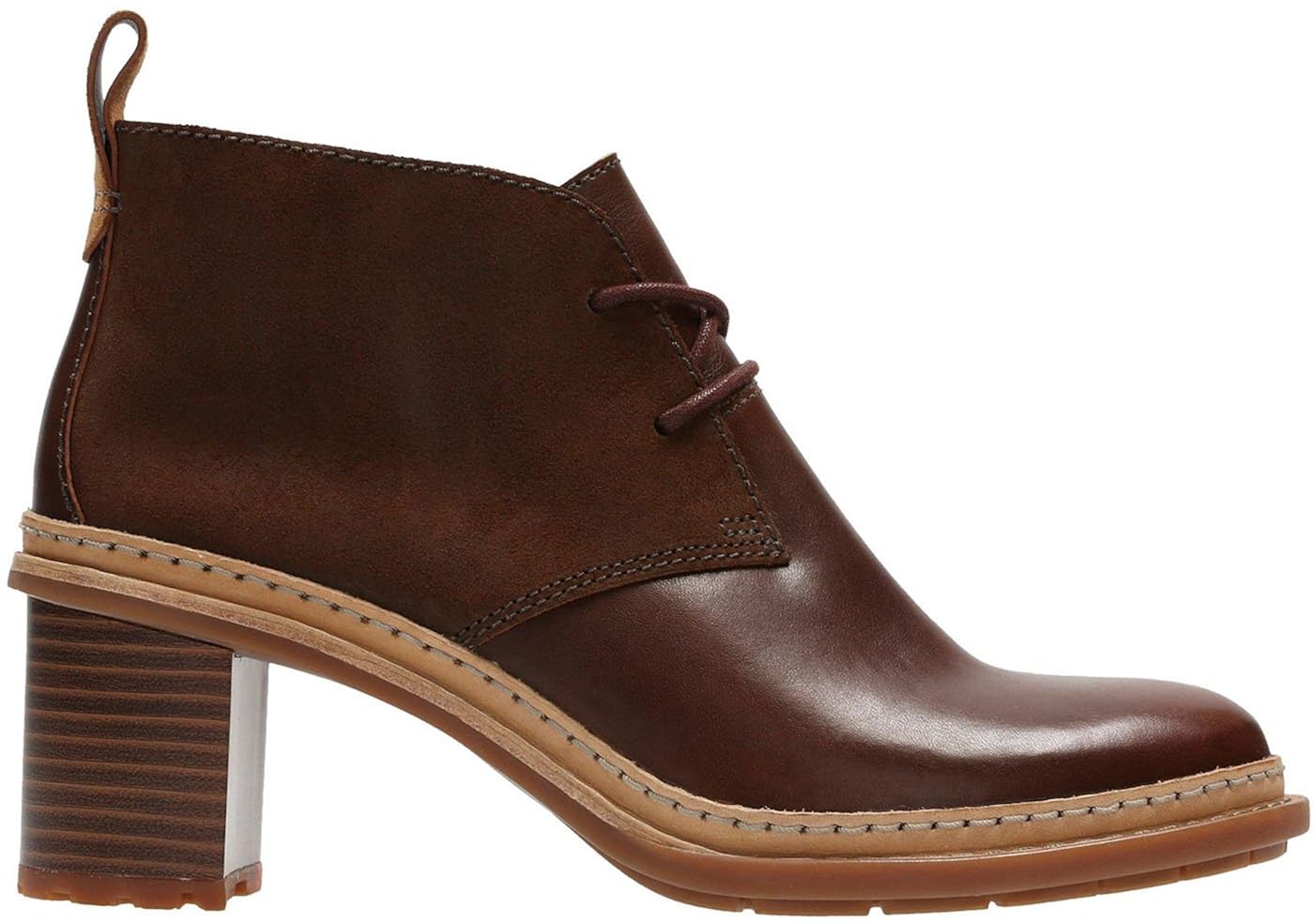 clarks trace glow black