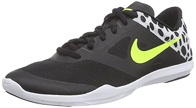 nike wmns studio trainer 2