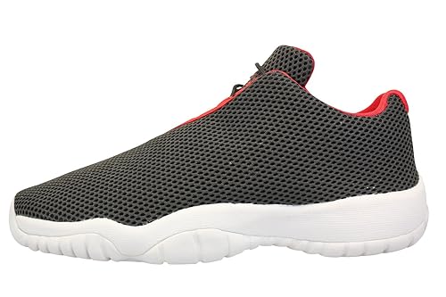 jordan future size 7
