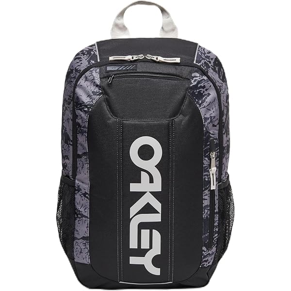 Amazon.com | Oakley Street Backpack with Media Pockets - Padded