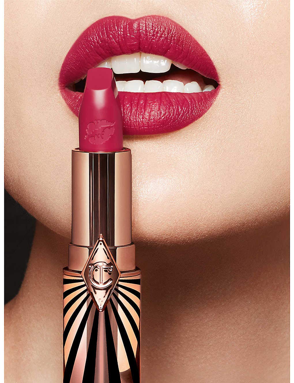 Amazon Com Charlotte Tilbury Hot Lips 2 Amazing Amal Limited Edition Beauty