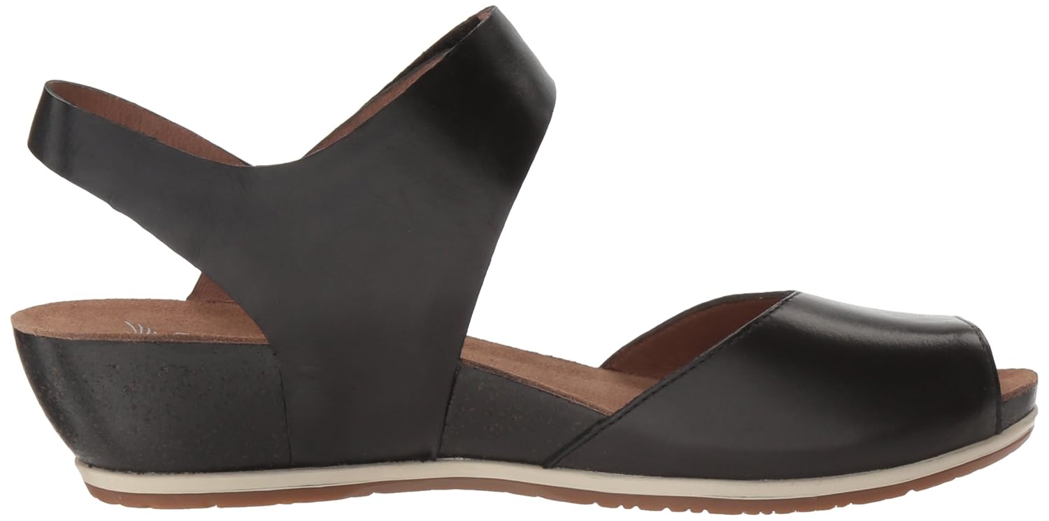 dansko women's vera flat sandal
