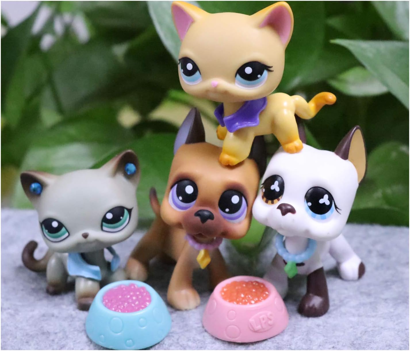 LPSOLD LPS Great Dane 577 244 Dog LPS Shorthair Cat 391 339 Blue Eyes Kitty with Accessories Lot Kids Girls Boys Gift Set