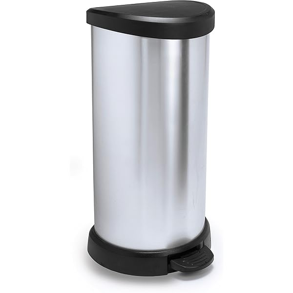 BLACK DECKER BXBN0007E 5L zwarte pedaalemmer met softclosedeksel, roestvrij staal, 30cm x 14cm x 29cm