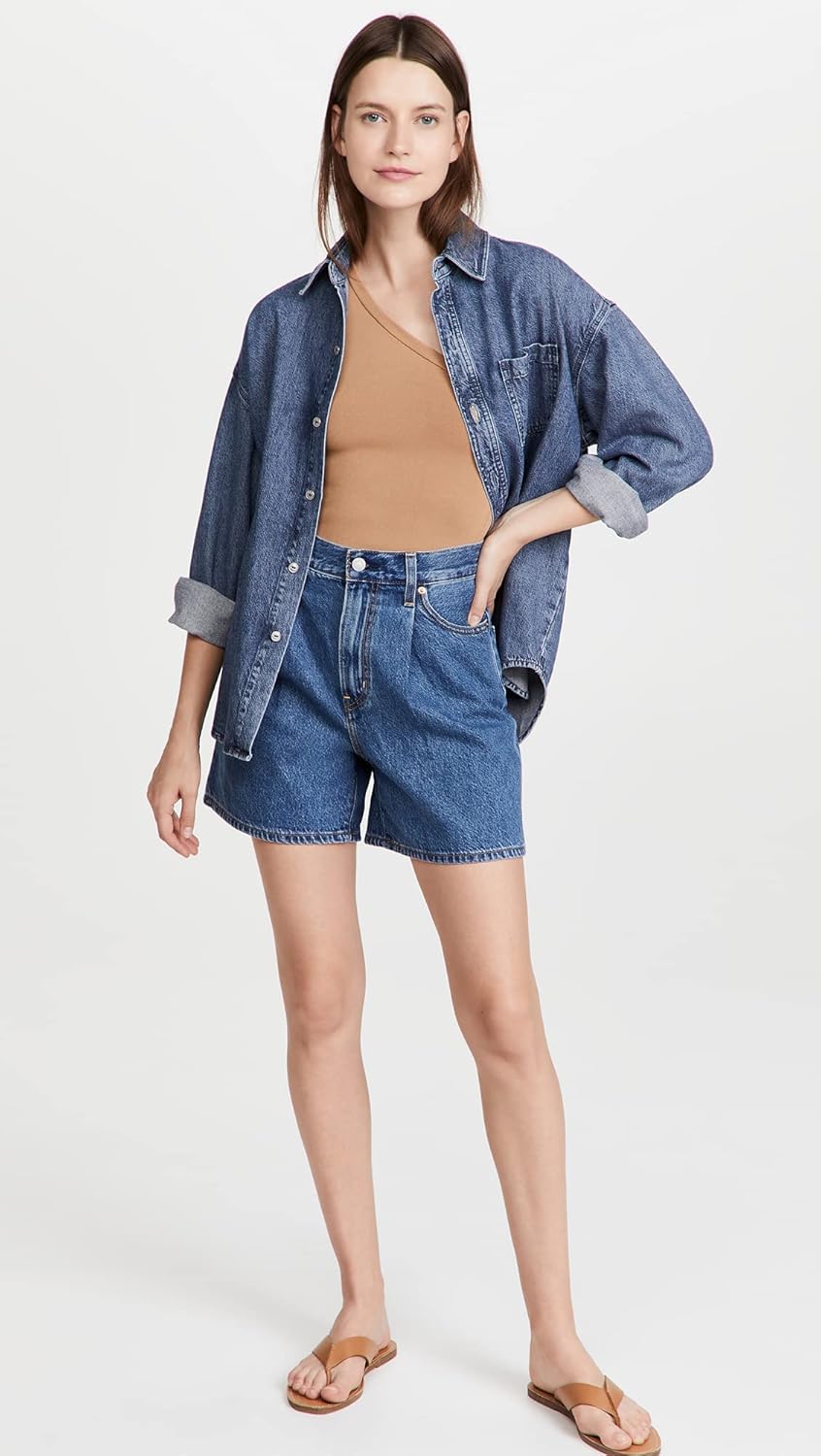 Levi's Women's Pleated Ribcage Shorts at  Women’s Clothing store