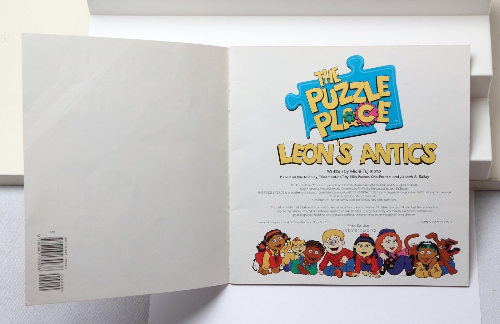 Leon S Antics The Puzzle Place Fujimoto Michi Amazon Co Uk Books