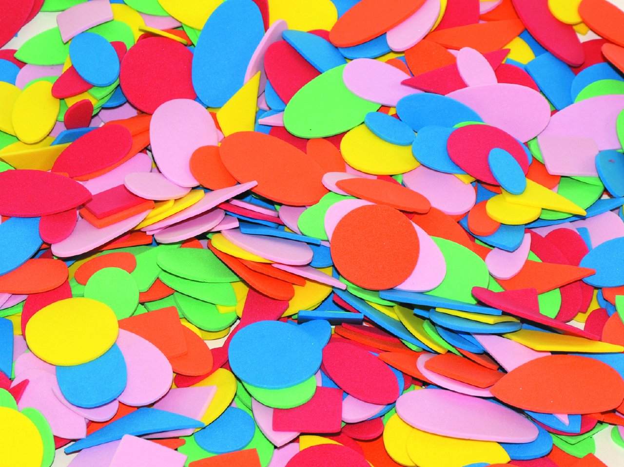 Scola Geometric Foam Shapes, 720 Pieces, Assorted Colours and Shapes, Arts and Crafts Projects, Educational Tools, Ideal for Schools and at Home