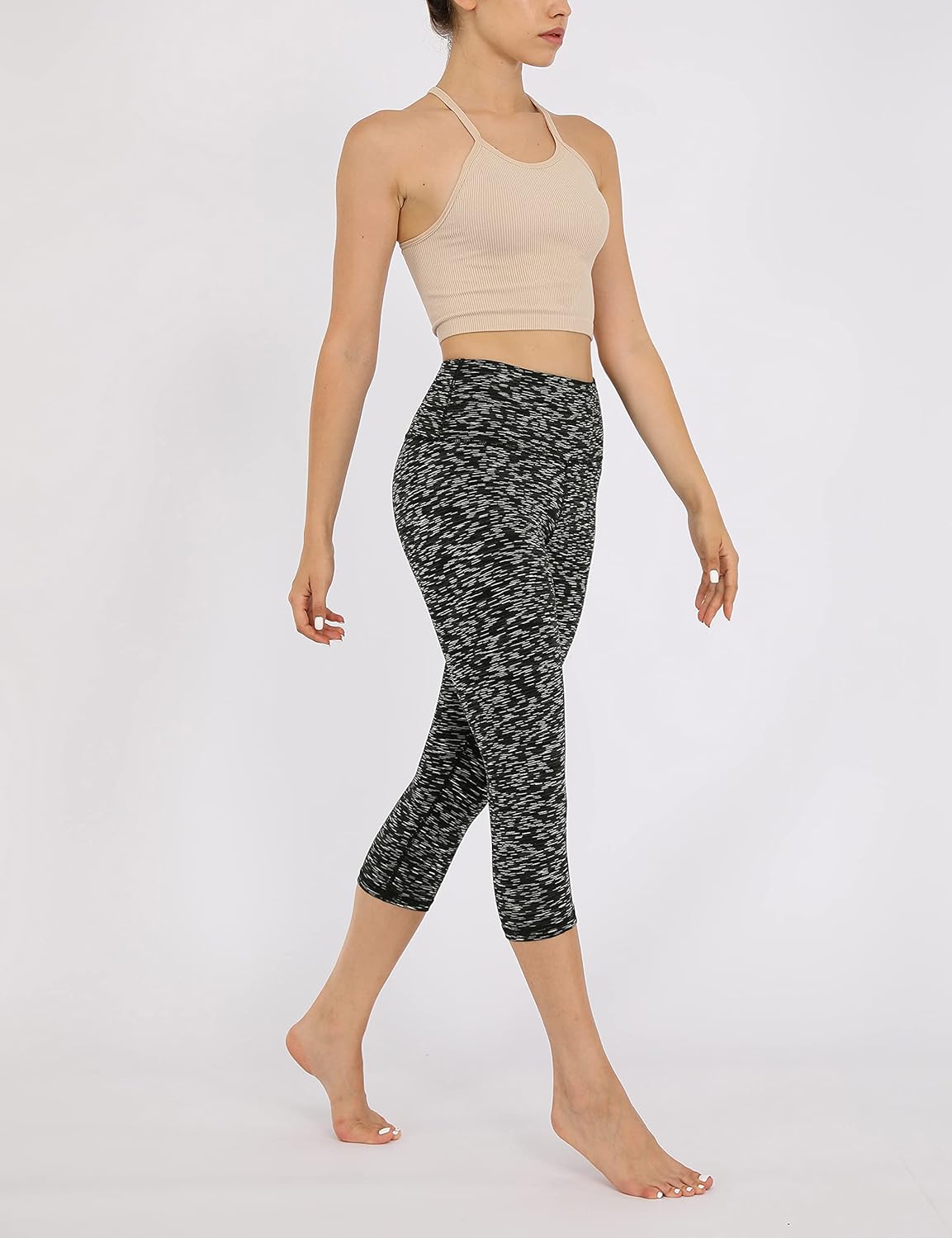 ODODOS Women's High Waist Yoga Capris, Tummy Control Workout Running Capri Leggings with Inner Pocket: Clothing