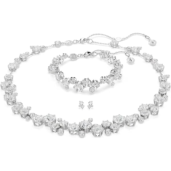 Amazon.com: Swarovski Merry Set: Earring And Necklace Sets
