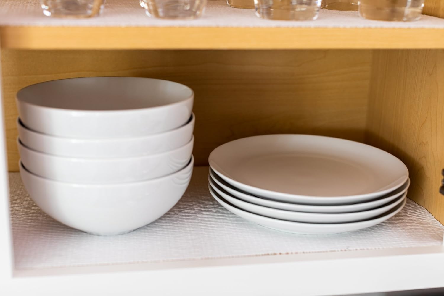 Duck Smooth Top EasyLiner, 12-inch x 20 Feet, White - Cabinet Liner