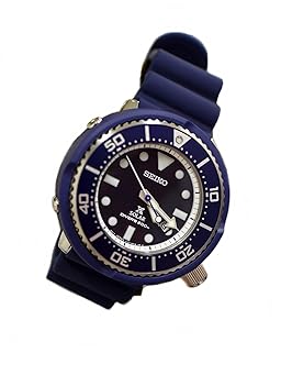 シップスがセイコーに別注した腕時計、ネイビーのプロスペックス