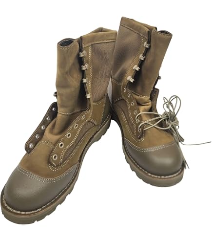 Amazon.com: Military Outdoor Clothing Never Issued 13.5 R  display picture 1