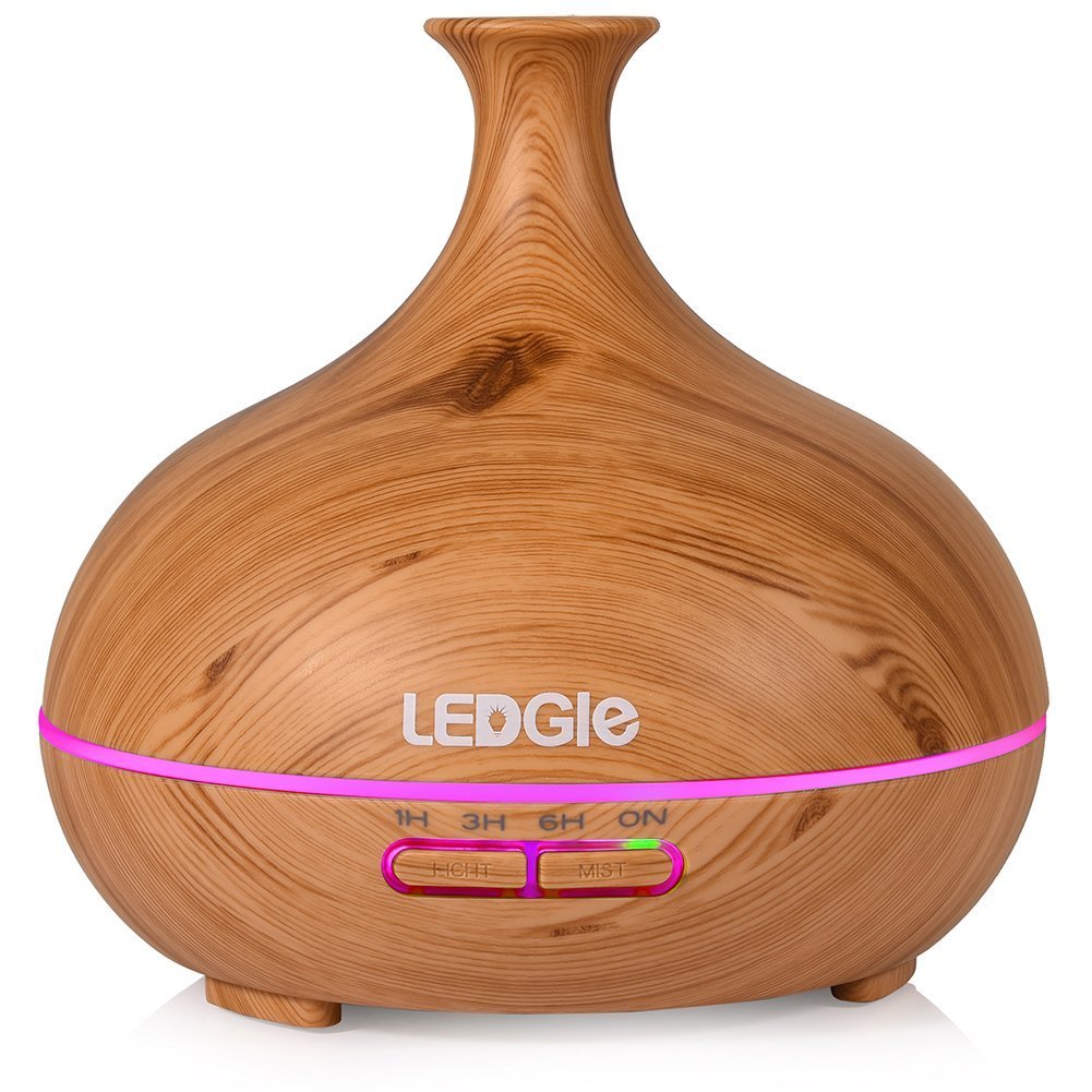 LEDGLE Essential Oil Diffuser 300 ml Ultrasonic Cool Mist Diffuser Air Humidifier with 7 Colour Changing LED Lights and 4 Timer Settings, Waterless Auto Shut-Off, Adjustable Mist Mode, Wood Grain