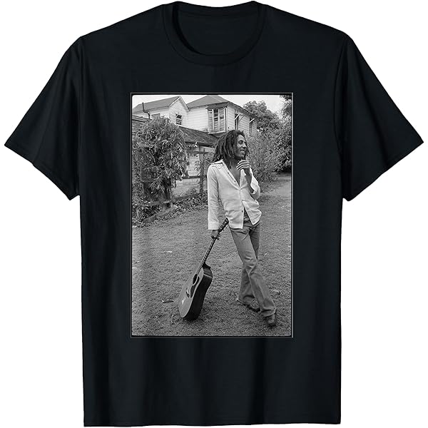 Amazon.com: Official Bob Marley One Love Photo T-Shirt