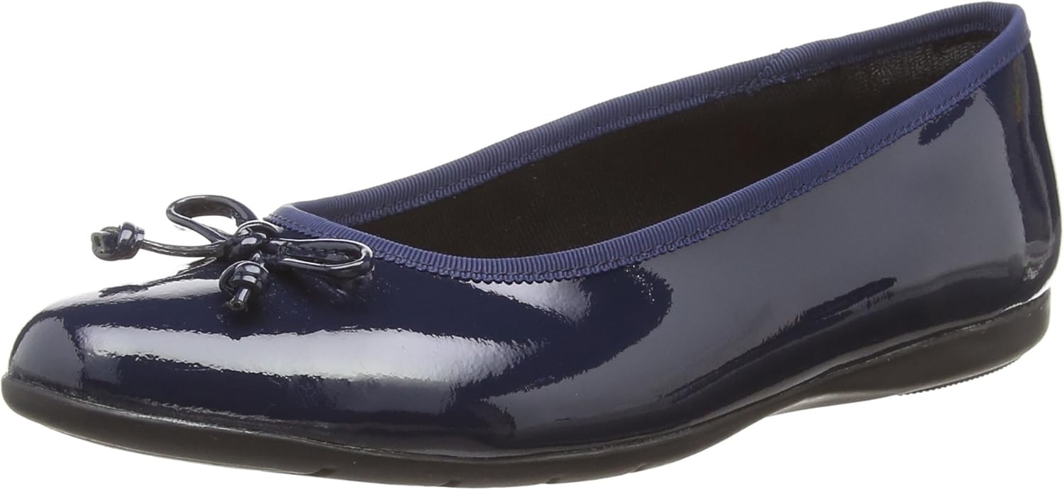 clarks platinum school shoes