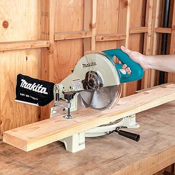 Makita LS1040 featured image 6