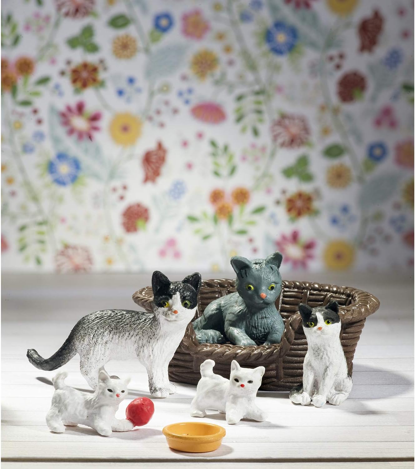 LUNDBY Dollhouse Accessories Mini Dollhouse Pets Plastic Dollhouse