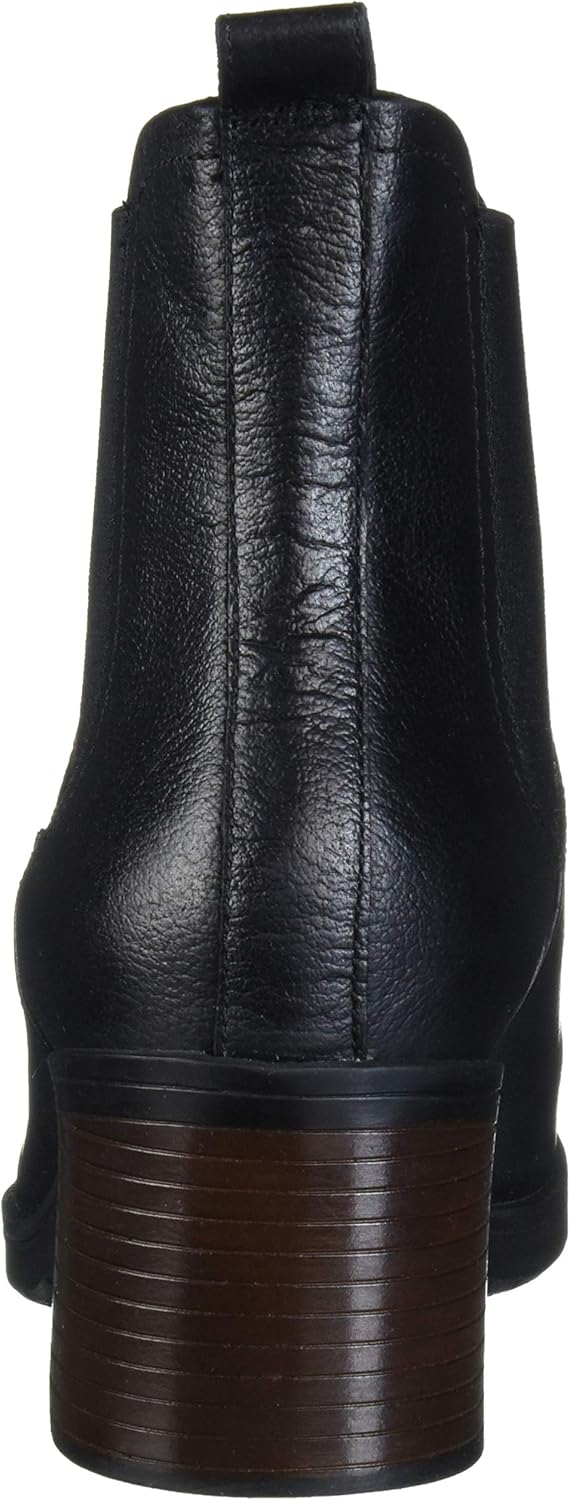 hollis chelsea boot