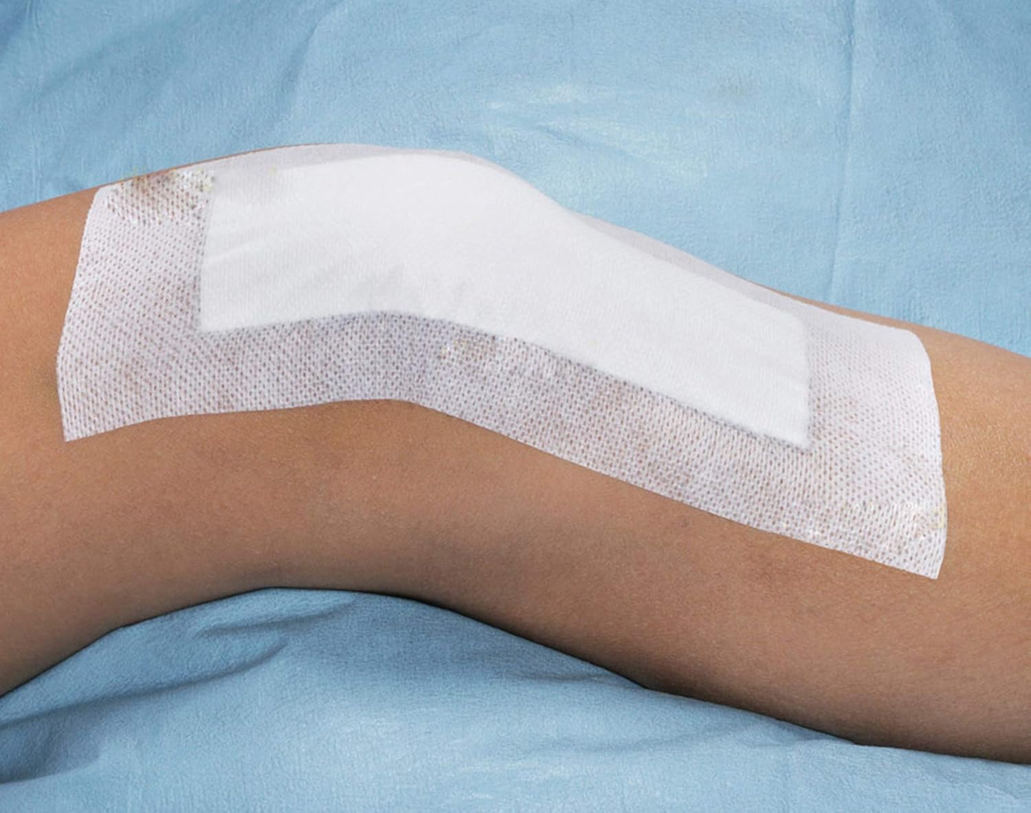 Dukal Island Dressing. Pack of 25 Adhesive Dressings 4" x 14" for Wound Protection. Sterile dressings with Non-Adherent Island pad. Single use: Health & Personal Care