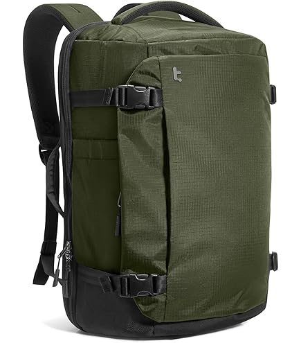 Amazon.com: Dakine Poacher Backpack 40L - Black, One Size