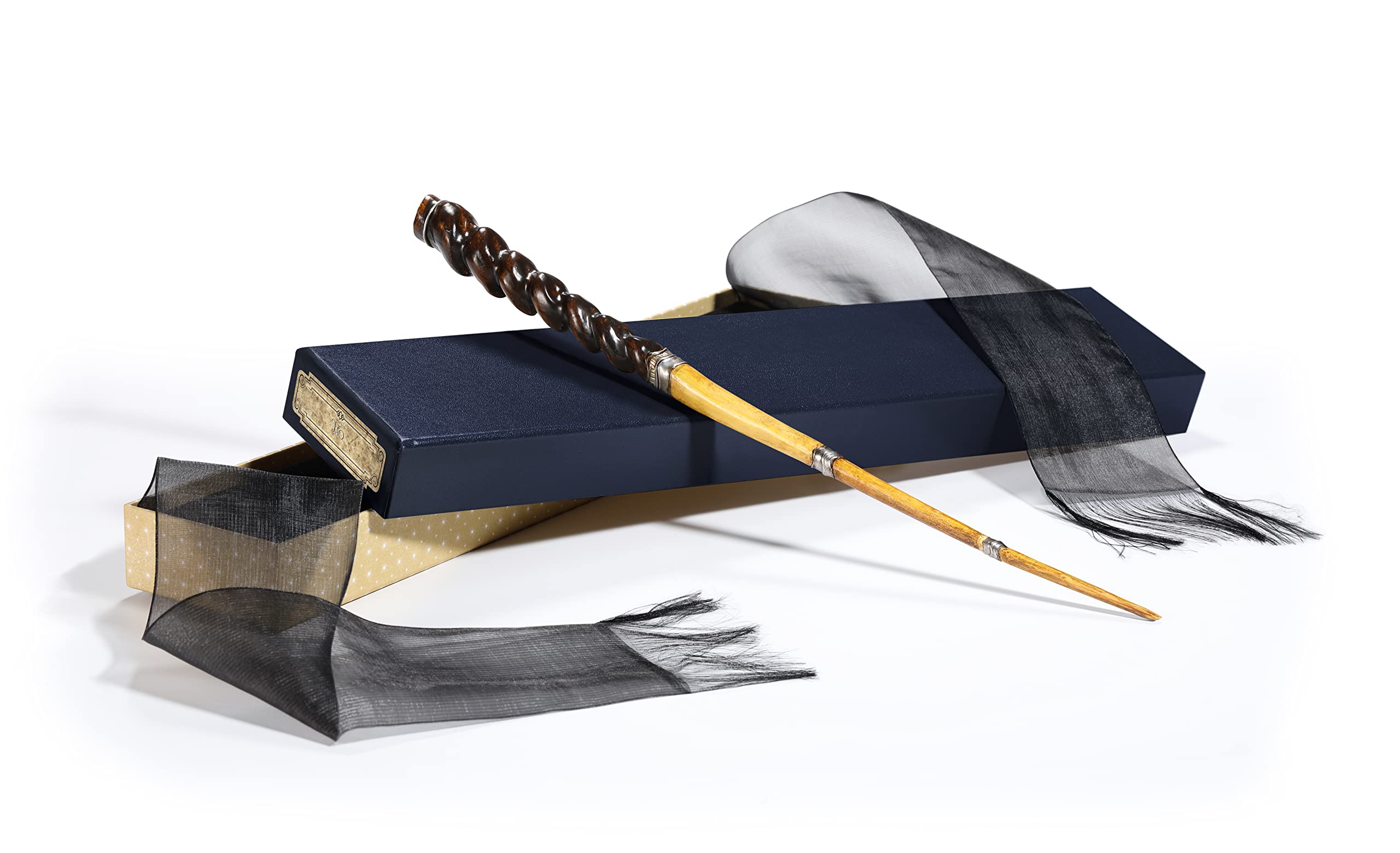 The Noble Collection Fantastic Beasts Tao Collector Wand