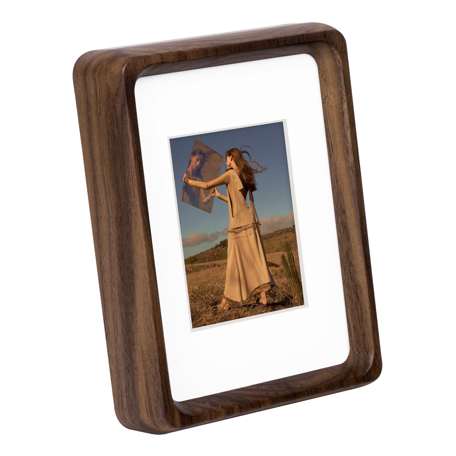 Kattepote Small Picture Frame 5x3.5 inch, Wooden Photo Frame 127 x 90mm, with Mat to fit 5x7cm Pictures, Handcrafted Natural Walnut Wood, Home Decor Tabletop Wood Photo Frame