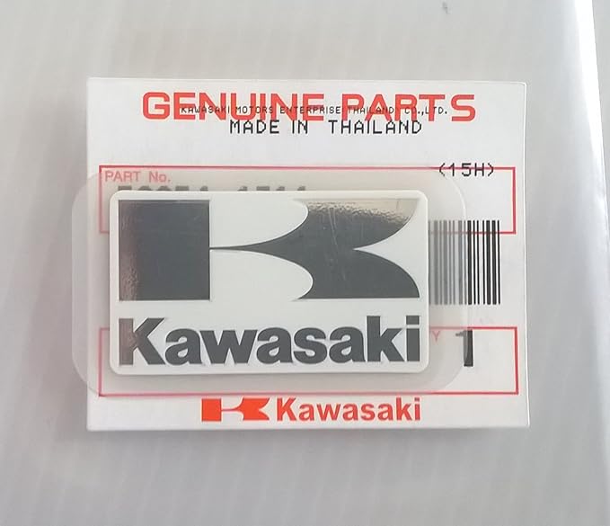 BRAND NEU 100% GENUINE Original KAWASAKI ' K ' Mark Aufkleber Aufkleber Weiß / SILBER 42mm x 24mm