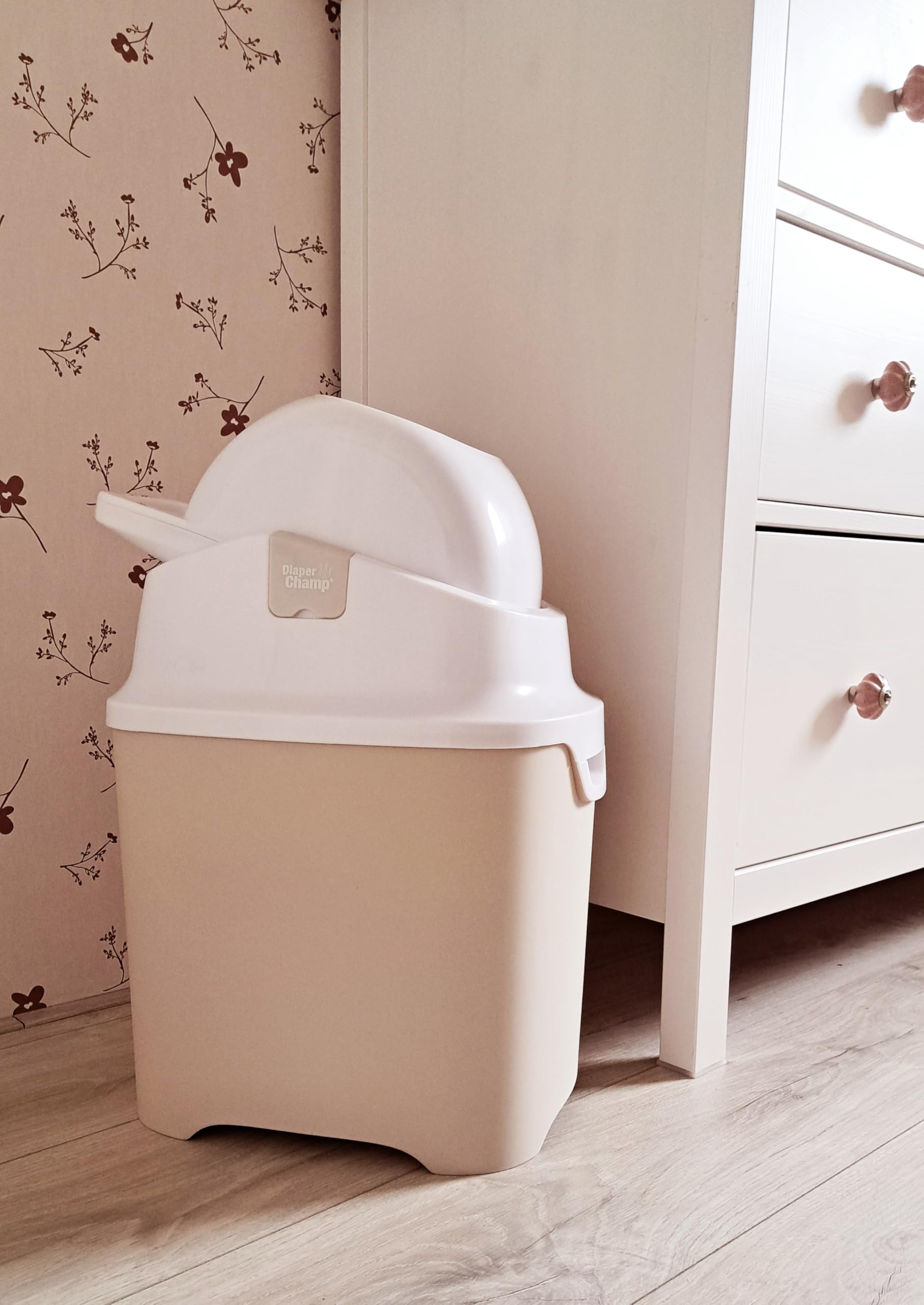 DIAPER CHAMP ONE Windeleimer - geruchsdicht - OHNE Nachfüllkassetten - funktioniert mit normalen herkömmlichen Tüten, Müllbeutel - für ca. 30 Windeln - beige, weiß 5