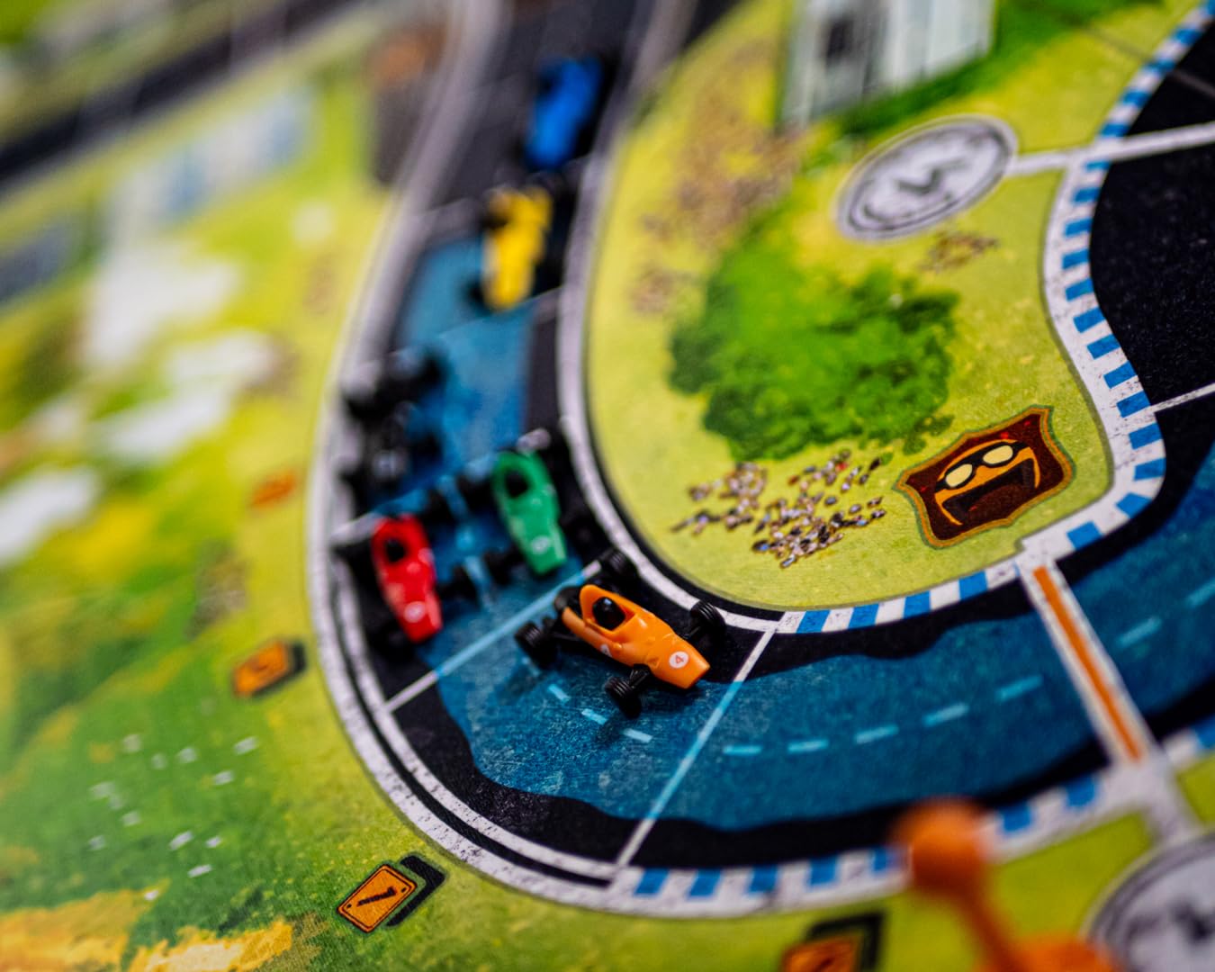Asmodee Heat: Heavy Rain Board Game Expansion - New Japan & Mexico Tracks, Intense Car Racing Strategy Game, Fun Family Game for Kids & Adults, Ages 10+, 1-7 Players, 60 Min Playtime