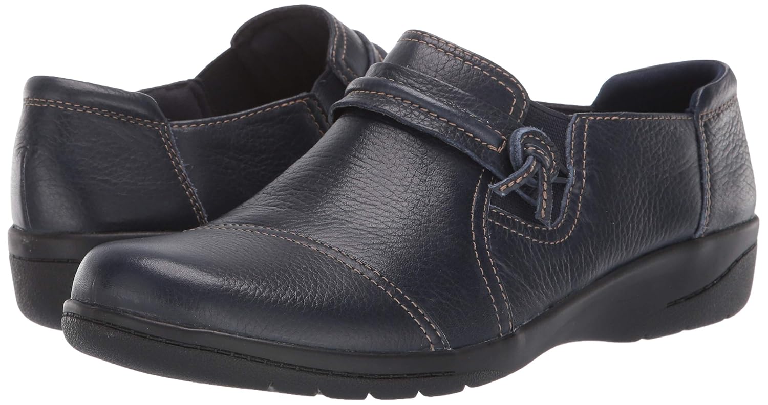clarks women's cheyn madi loafer