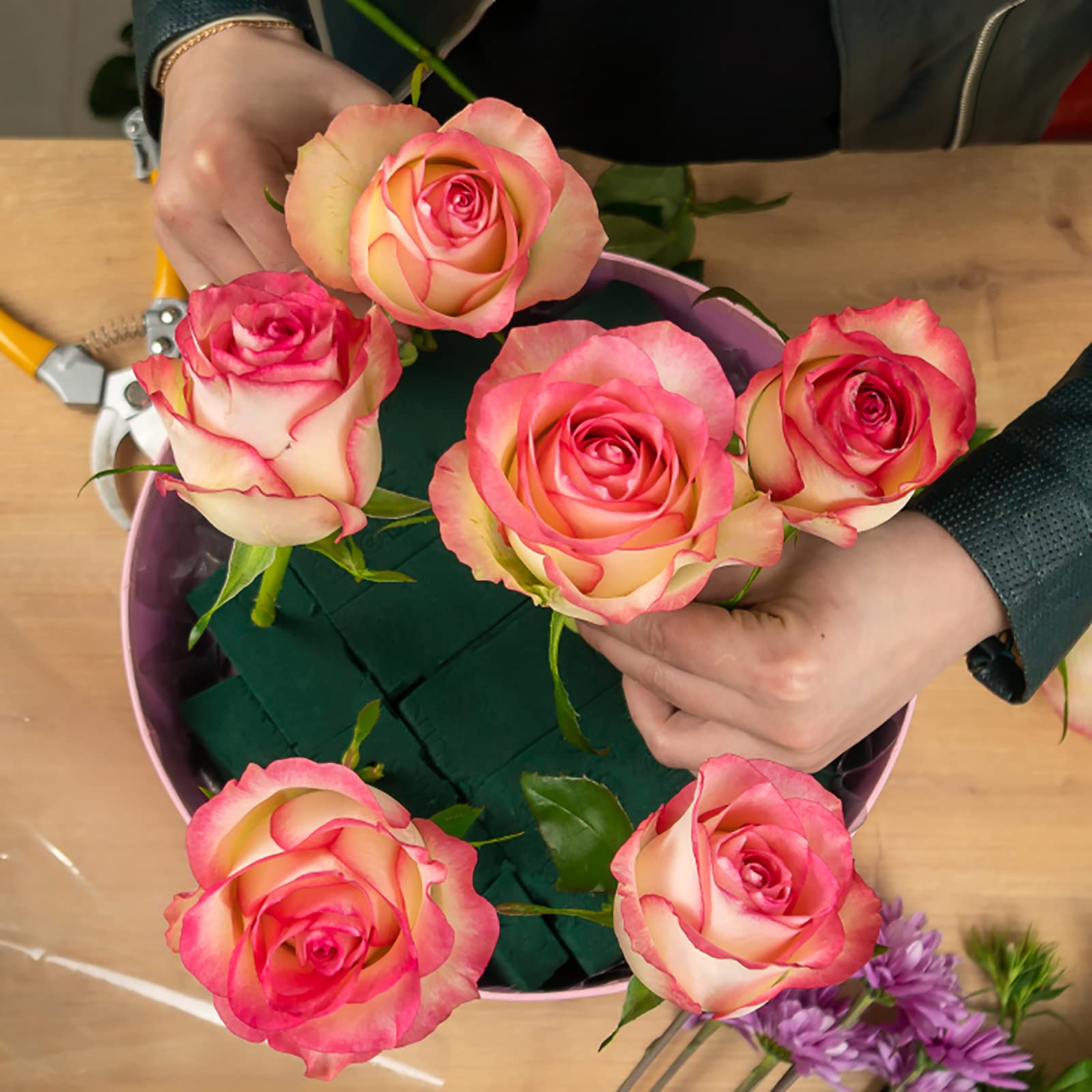 Floral Foam Blocks for Fresh and Artificial Flowers, 6 Pcs Each 8