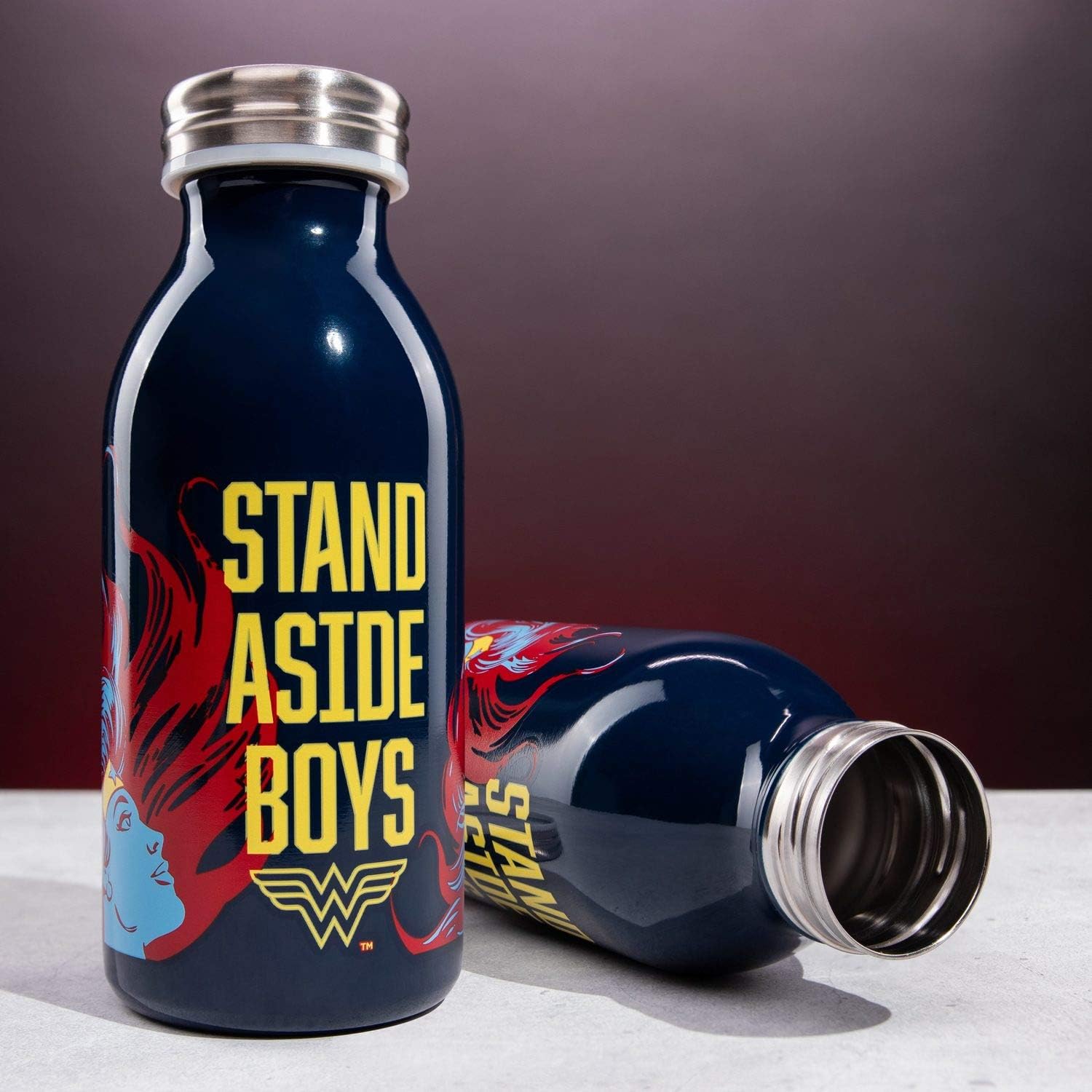 Paladone PP5142DC Wonder Woman Water Premium Stainless Steel Drinking Bottle, Blue,red, 450 ml - Image 5