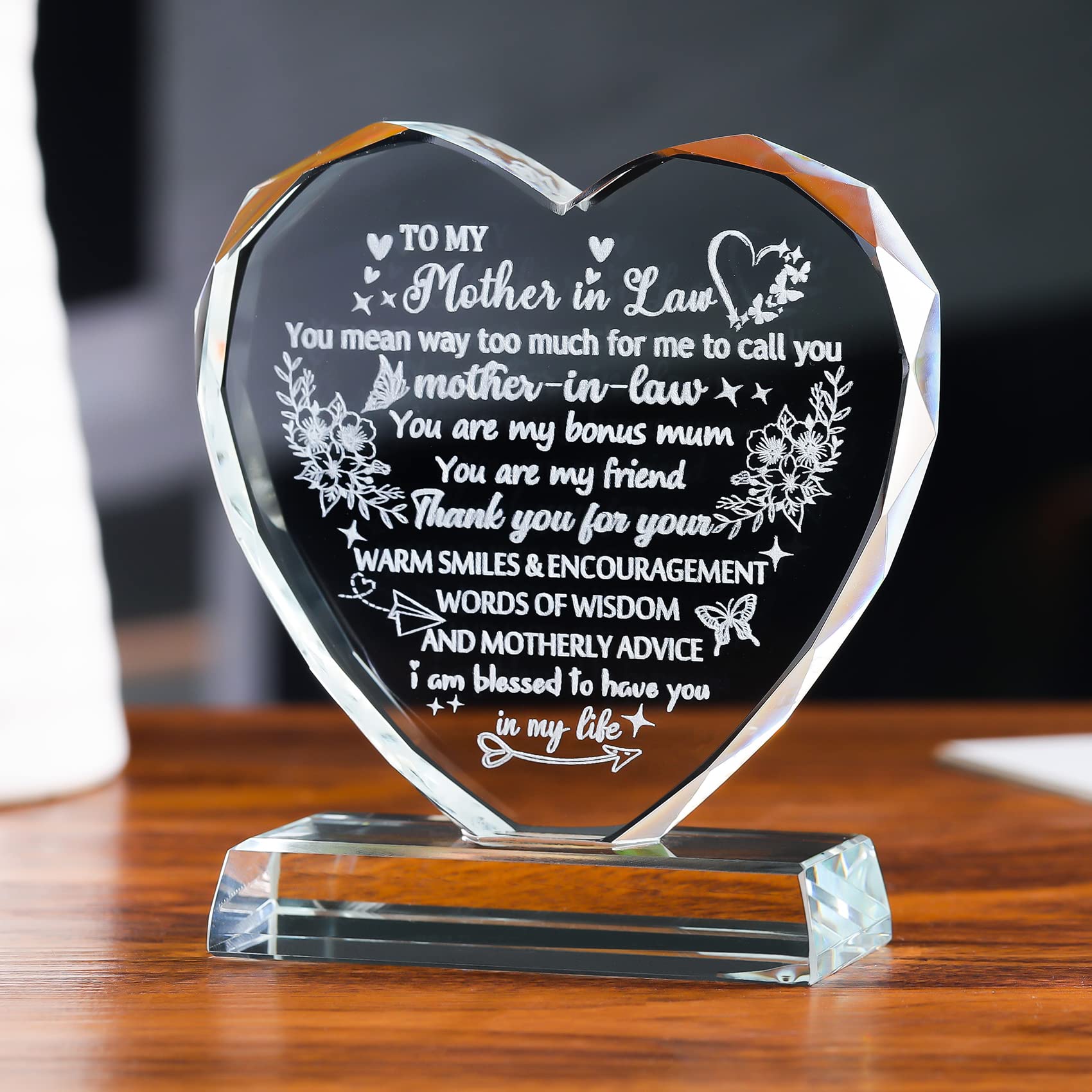 Movdyka Gifts for Mother in Law from Daughter in Law Love Gifts for Mother in Law Her Bithday Mother's Day, Glass Heart Keepsake Plaque Ornaments Engraved Thank You for Mother-in-law