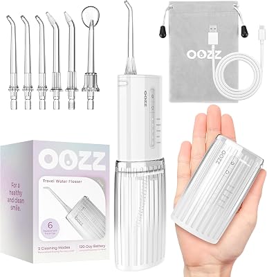 Travel Water Flosser, Schnurlose Taschenmunddusche, 5 Druckmodi, 6 Strahlspitzen, USB-wiederaufladbar, kompaktes Design, tragbare Munddusche (Wolke)