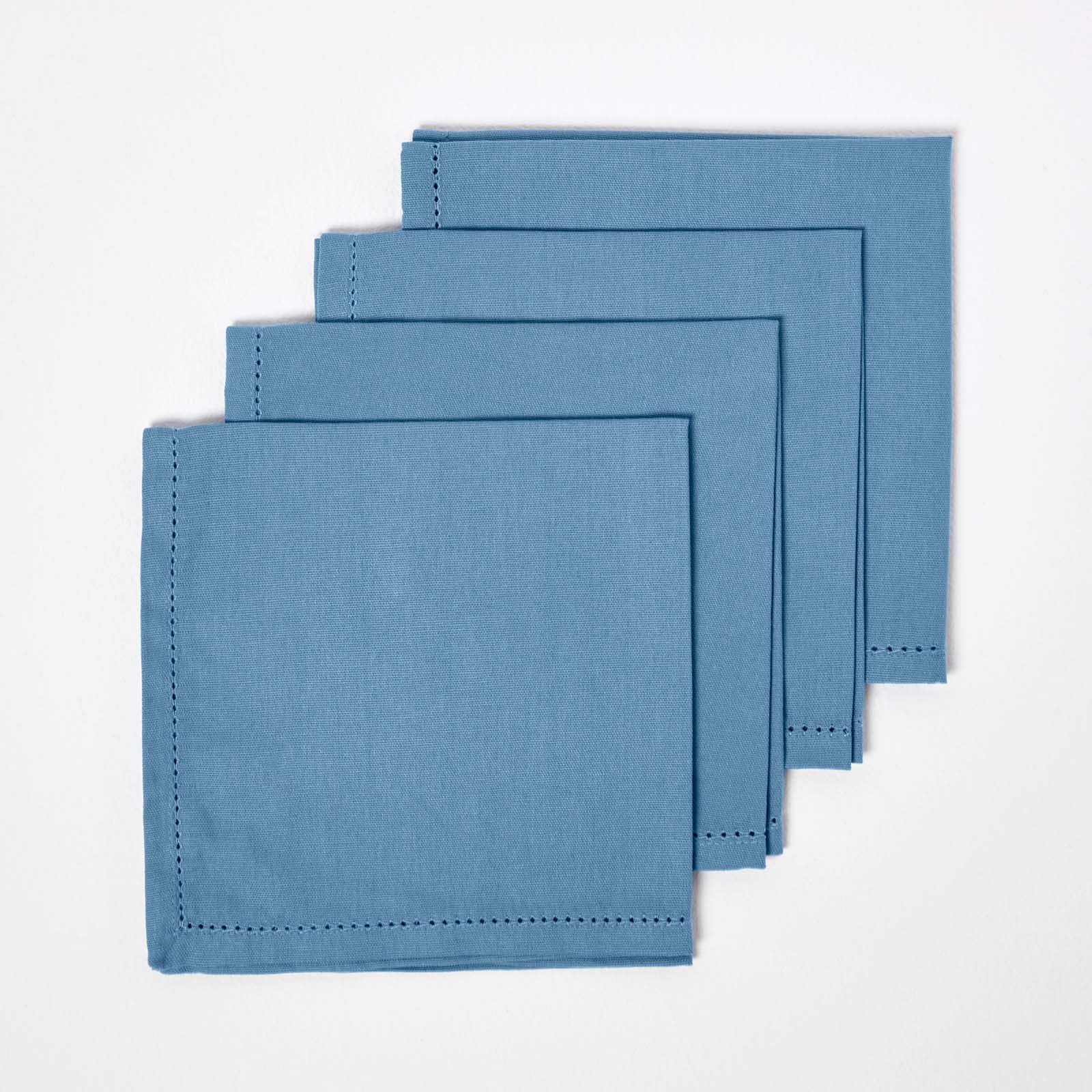 HOMESCAPES Premium Blue Cloth Napkins, Set of 4, Handcrafted, Plain 100% Cotton Fabric Napkins, Washable & Reusable, Dinner Table Napkins for Parties, Events & Weddings - Airforce Blue, 45 x 45cm