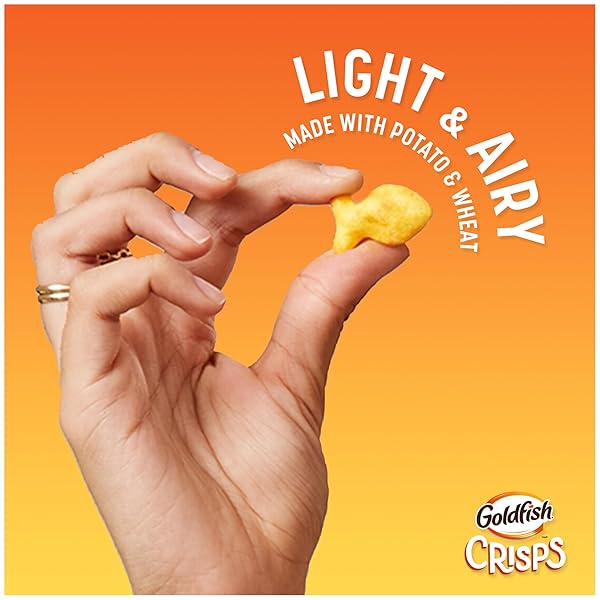 GOLDFISH CRISPS CHEDDAR CHEESE BAKED CHIP CRACKER SNACK, 6.25 OZ BAG
