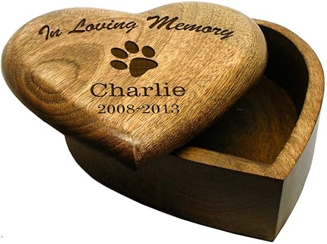 In Loving Memory Medium Heart Wooden Pet Urn Cremation Ashes Dog Pet Box Personalised Amazon Co Uk Garden Outdoors