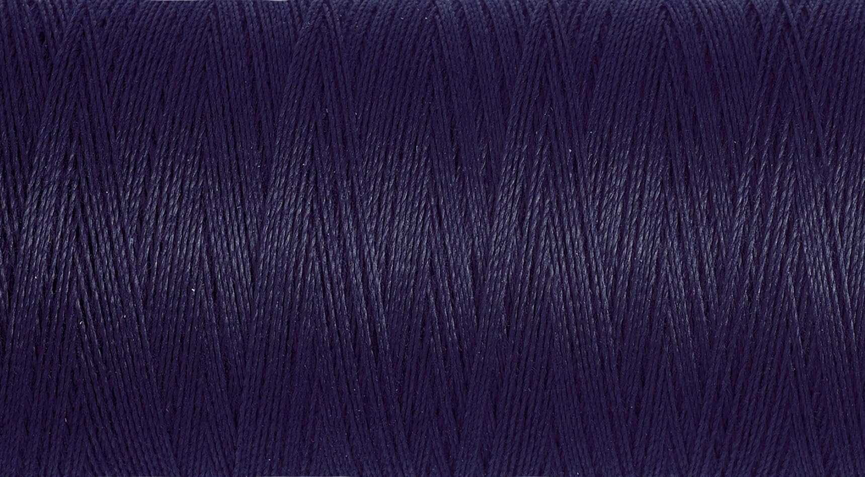 Gutermann Sew All Polyester Thread, 250Mtr, Very Dark Navy Blue (0387), 5.5 x 2.7 x 2.7 cm