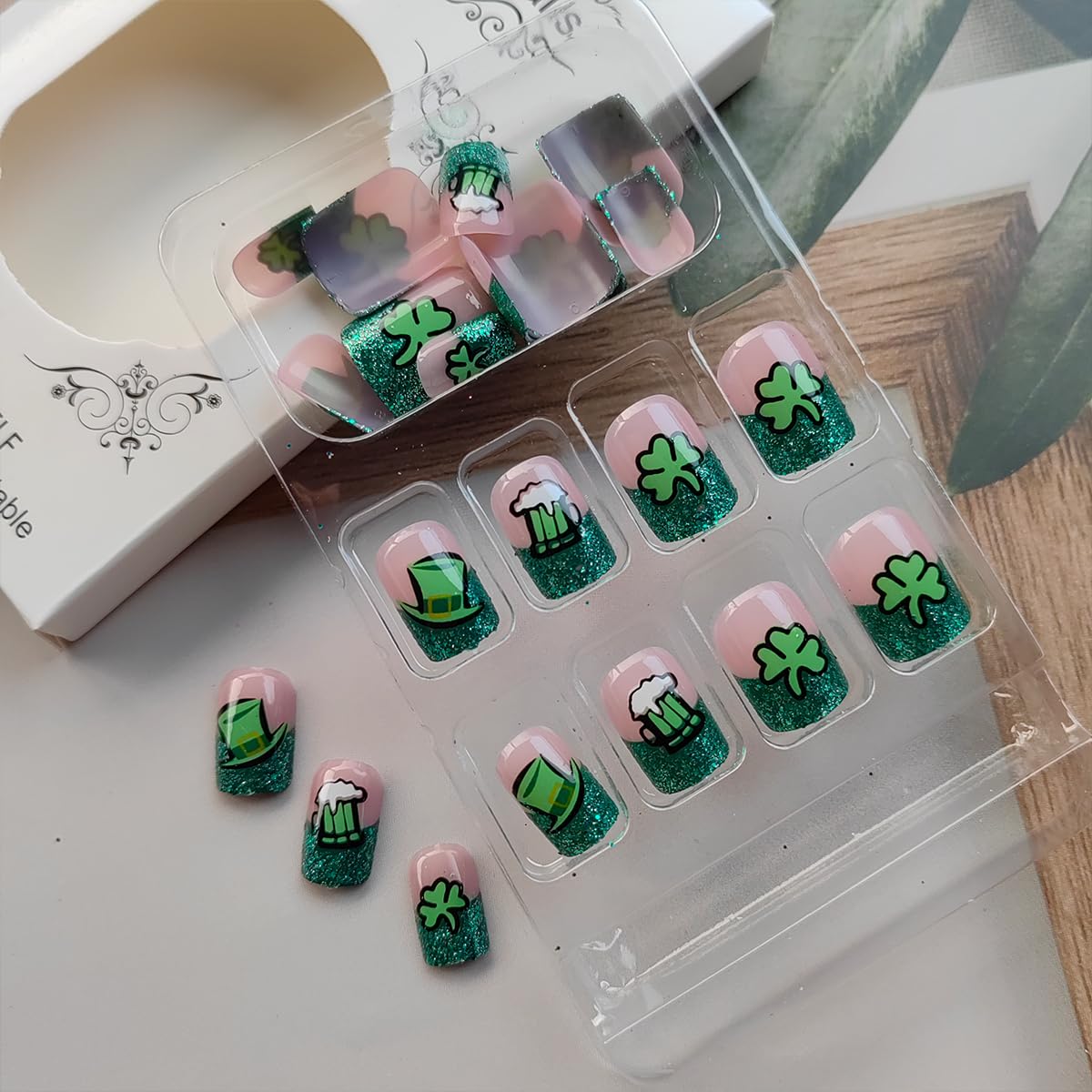 24Pcs St. Patrick's Day Press on Nails Short Fake Nails Lucky Shamrock Stick on Nails Green French Tip False Nails Coffin Shape Glue on Nails Irish Clover Acrylic Nails for Women Spring Holiday Nails - Image 4