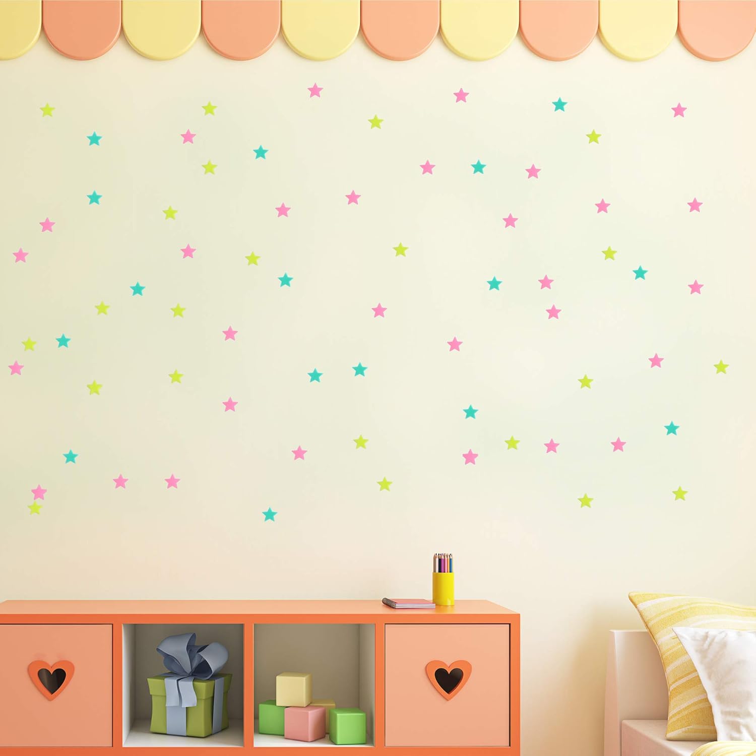 Amaonm 100 Pcs Colorful Glow in The Dark Luminous Stars Fluorescent Noctilucent Plastic Wall Stickers Murals Decals for Home Art Decor Ceiling Wall Decorate Kids Babys Bedroom Room Decorations: Home & Kitchen
