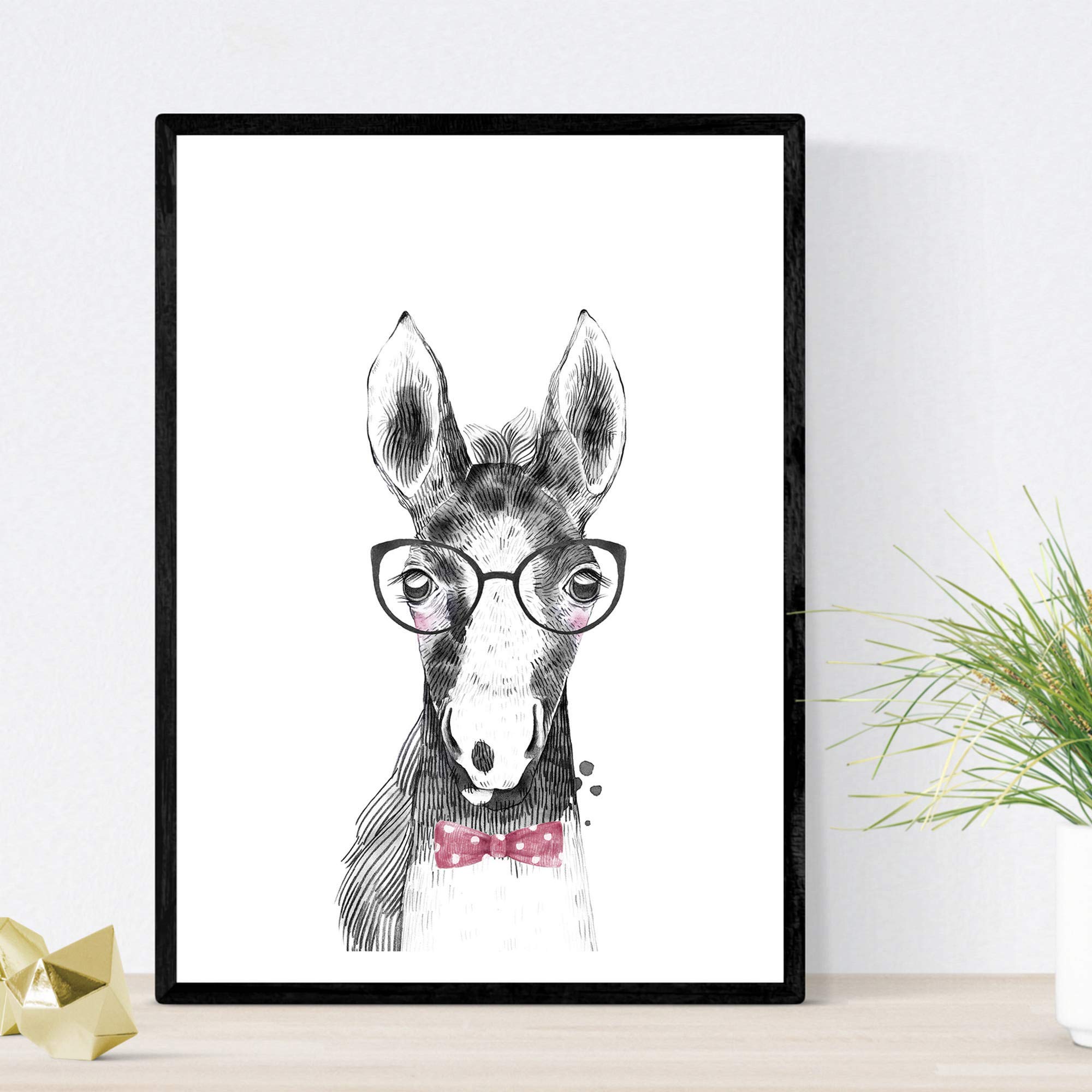 Nacnic Baby Horse Children's blade with glasses and bow tie Children's Poster Size A3 Frameless