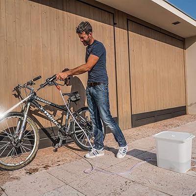 Wasser aus dem Eimer für den Worx WG629E