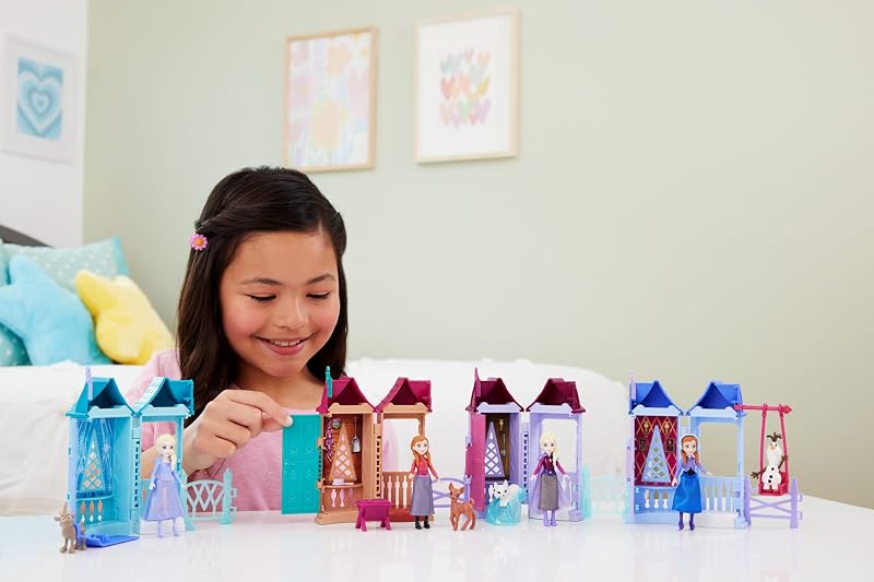 Disney Frozen Arendelle Village Surprise Playset