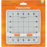 Fiskars 118860 Paper Piercing Tool Kit