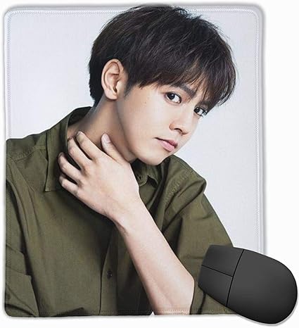Amazon Co Jp 21新款 マウスパッド 片寄涼太 かたよせりょうた マウスパッドゲーミングマウスパッド大型ゲーミング滑り止めハイエンド流行のファッション防水耐久性滑り止めラバーボトム 25 30cm 家電 カメラ