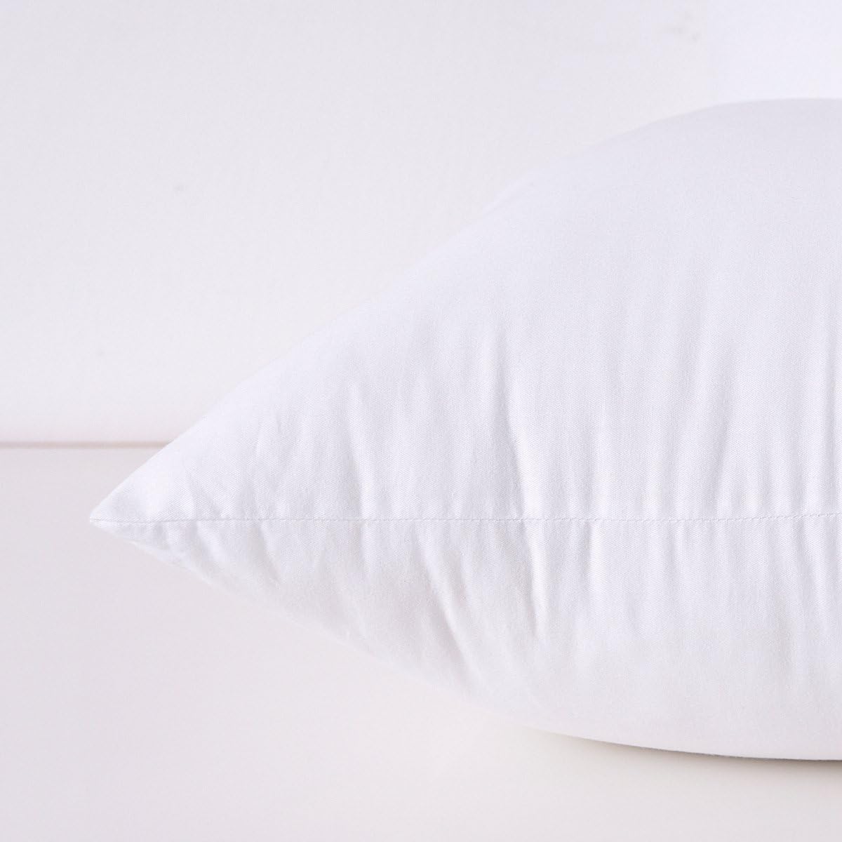 Set of 2, 100% Cotton Down Alternative Decorative Throw Pillow Insert, Square, 18x18 Inch: Kitchen & Dining