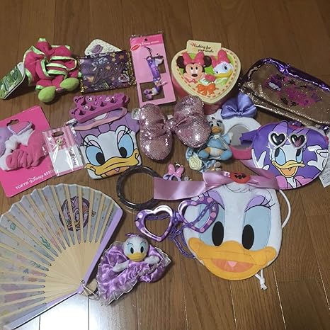 Amazon デイジー デイジーダック グッズ ディズニーシー でぃずにー ディズニーランド ストアシュシュ パスケース ポーチ 扇子 巾着 ストラップ アニメ 萌えグッズ 通販