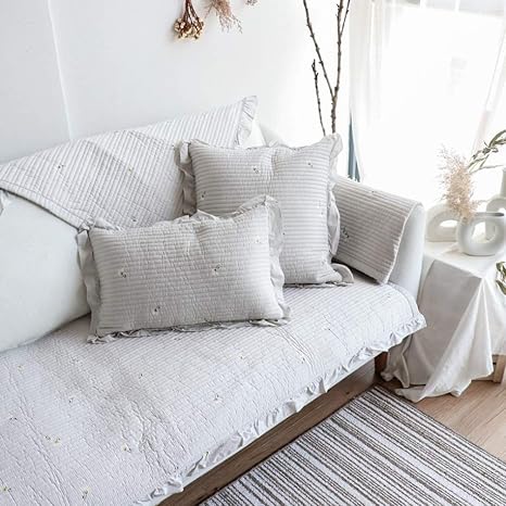 Amazon ソファーカバー 北欧風 花柄 カラー マルチカバー ソファーシーツ 滑り止め キルティング保護 室内マット 110 110cm シンプル 犬猫対策 四季適用 替えソファカバー 傷防止 爪とぎ防止 赤ちゃん 肘付き 肘なし 2人掛け 3人掛け 防塵 洗える ソファカバー マルチ